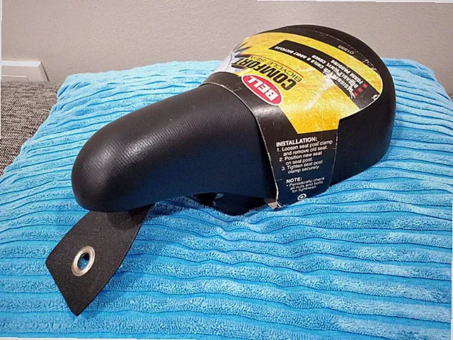 BELL COMFORT Bicycle Seat. BRAND NEW in Original Packaging. For Child and Adult